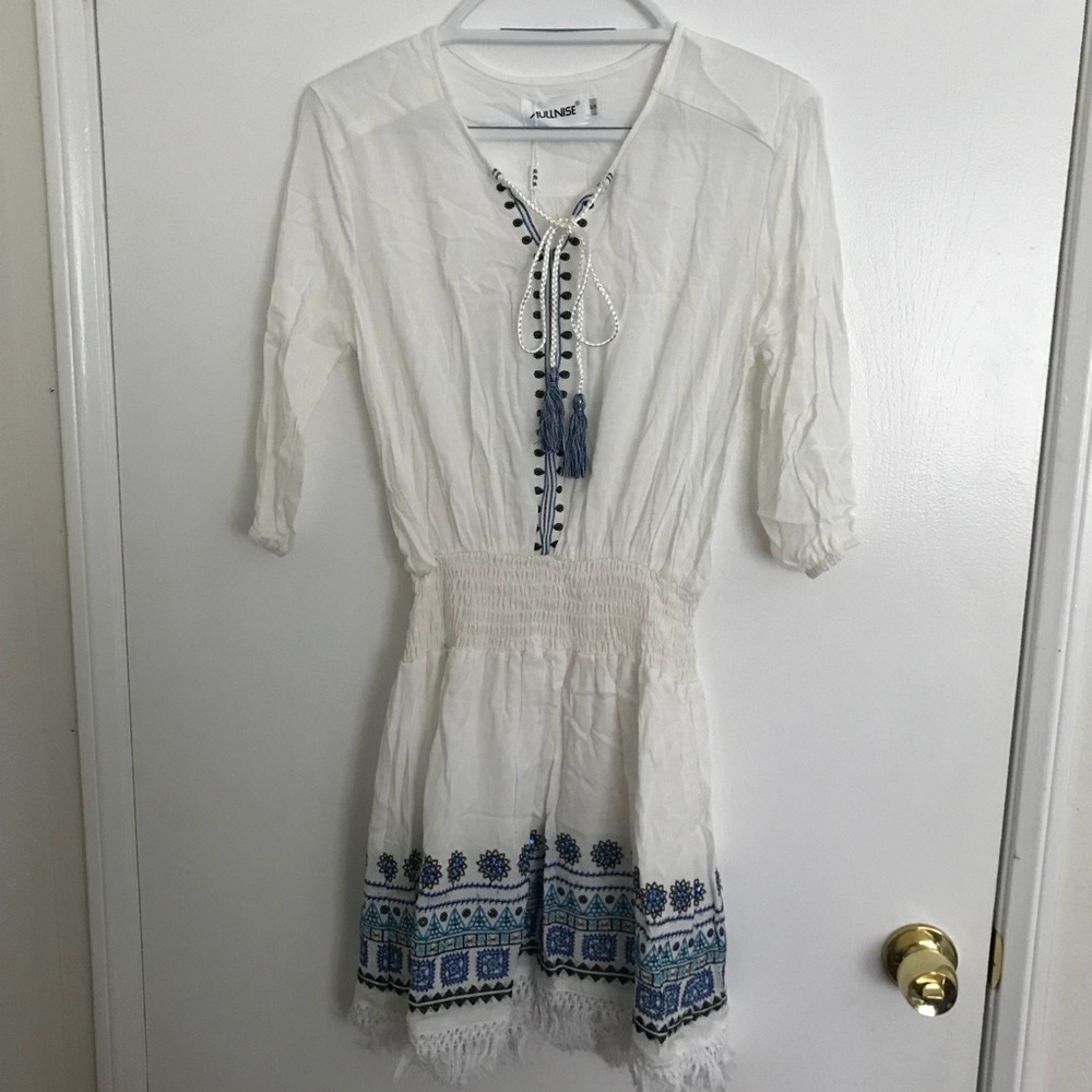 NWT Summer Beach White Embroidery Dress
